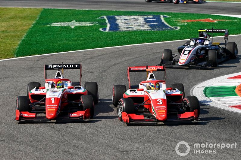 Oscar Piastri, Prema Racing y Logan Sargeant, Prema Racing battle