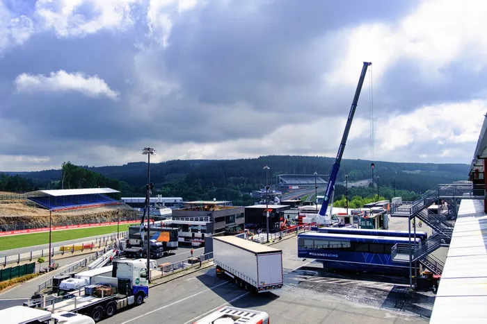 Paddock voorbereiding