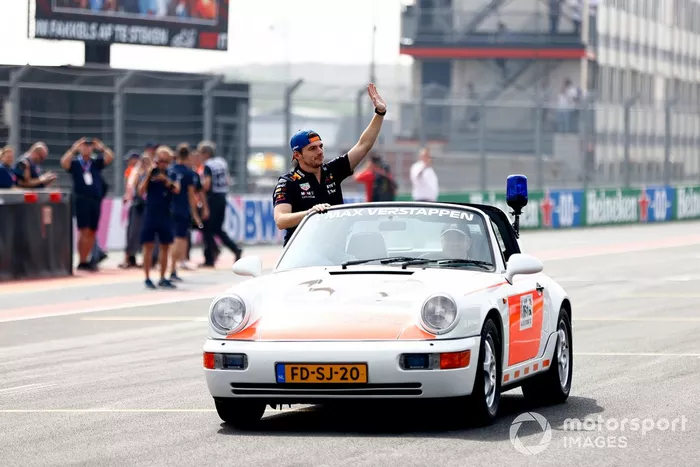 Max Verstappen, desfile de pilotos de Red Bull Racing