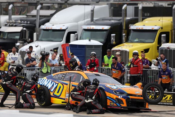 Ricky Stenhouse Jr., Hyak Motorsports Chevrolet