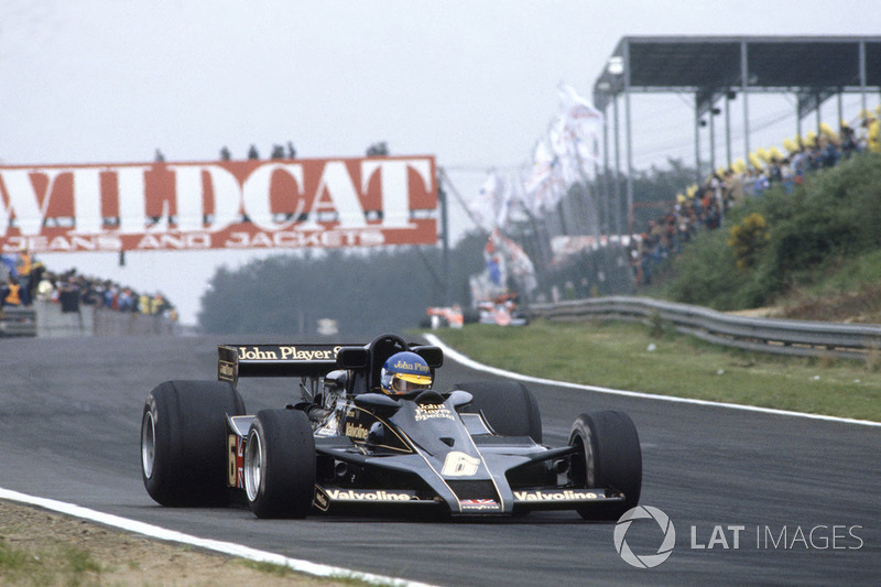 Ronnie Peterson, Lotus Ford