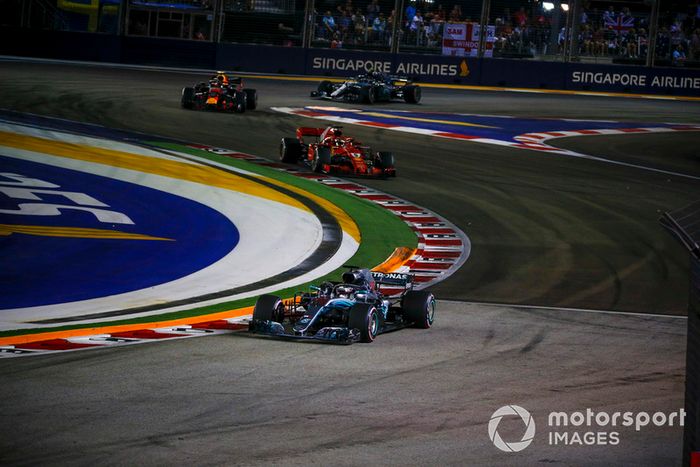 Lewis Hamilton, Mercedes-AMG F1 W09 