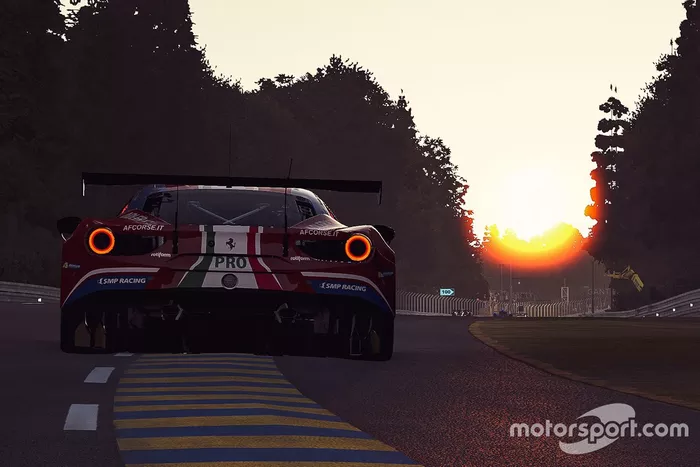 Azione di gara al tramonto