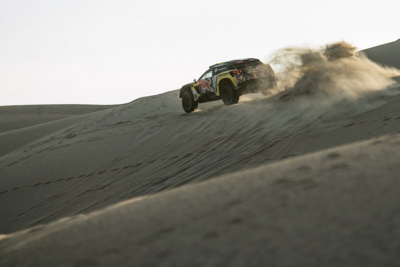 #306 PH-Sport Peugeot 3008 DKR: Себастьян Льоб, Даніель Елена