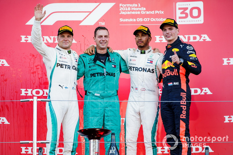 Lewis Hamilton újabb győzelme, ezúttal Szuzukában