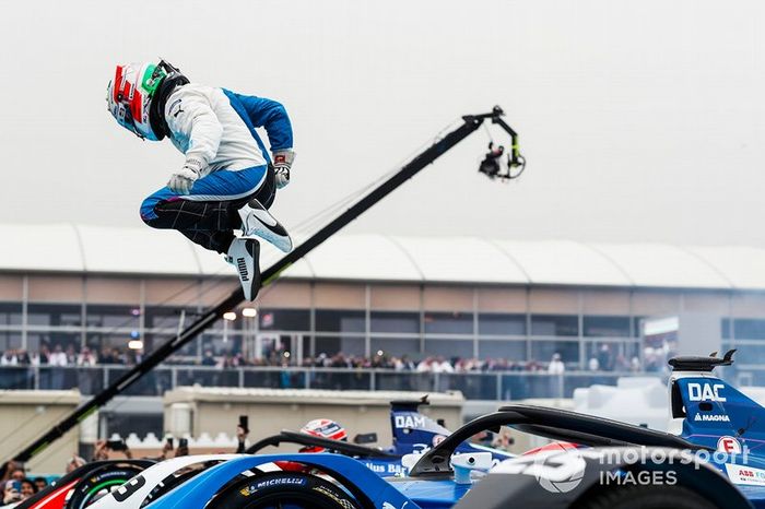 Antonio Felix da Costa, BMW I Andretti Motorsports, BMW iFE.18, gana el primer E-Prix de Ad Diriyah