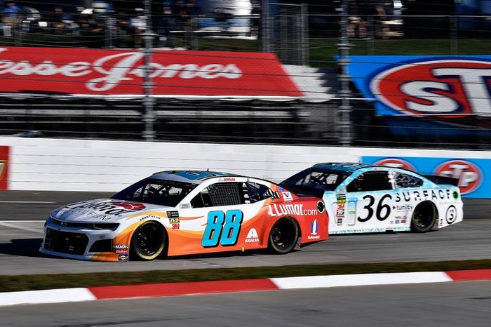 Alex Bowman, Hendrick Motorsports, Chevrolet Camaro LLumar