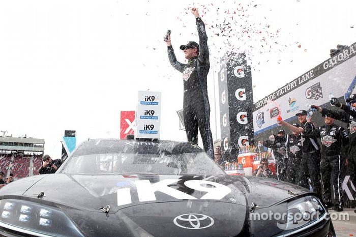 Ganador Kyle Busch, Joe Gibbs Racing, Toyota Supra Extreme Concepts/iK9