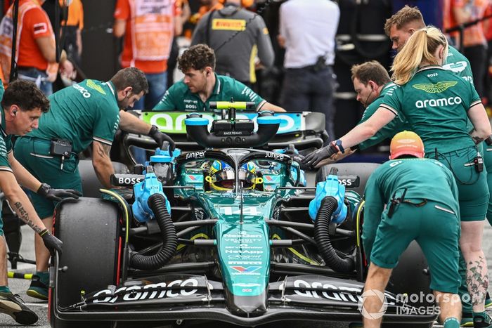 Mecánica de empuje Aston Martin Fernando Alonso, Aston Martin AMR24