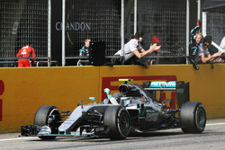 Sieger Nico Rosberg, Mercedes AMG F1 Team W07