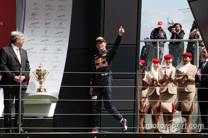 Max Verstappen, Red Bull Racing celebra su tercer puesto en el podio