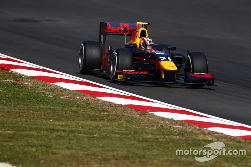 Pierre Gasly, GP2