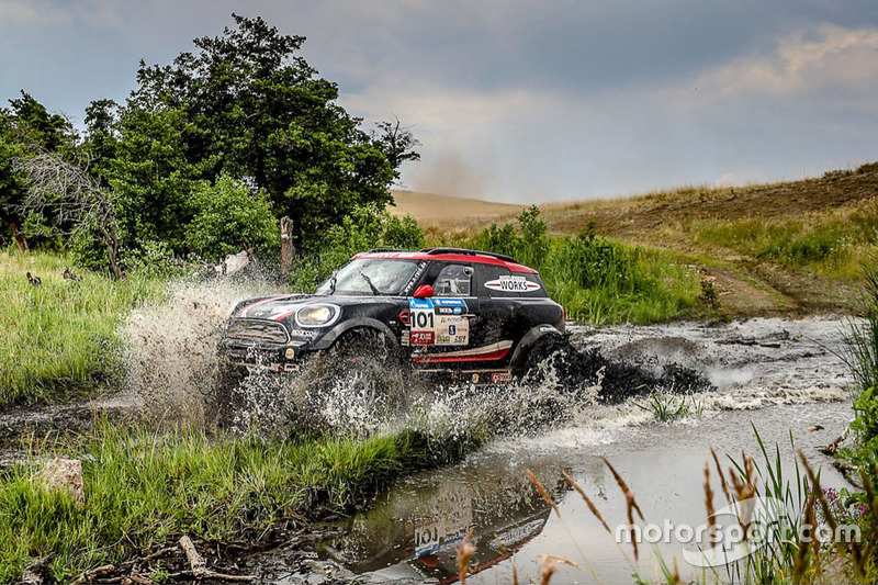 #101 X-Raid Team Mini: Yazeed Al-Rajhi, Tom Colsoul