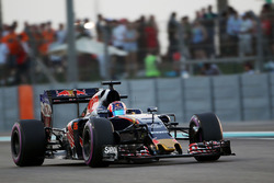 Даниил Квят, Scuderia Toro Rosso STR11