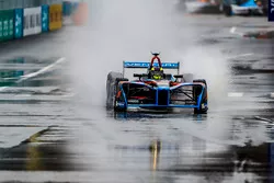 Tom Dillmann, Venturi