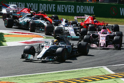 Lewis Hamilton, Mercedes AMG F1 W08, Esteban Ocon, Sahara Force India F1 VJM10, Lance Stroll, Willia