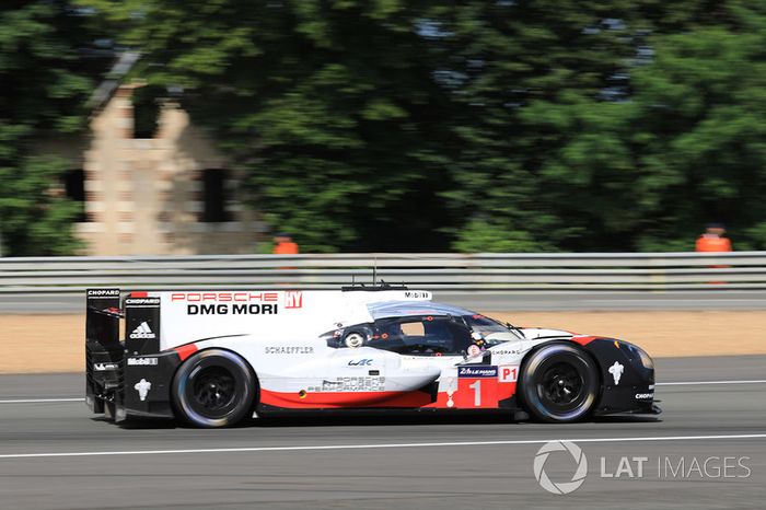 #1 Porsche Team Porsche 919 Hybrid: Neel Jani, Andre Lotterer, Nick Tandy