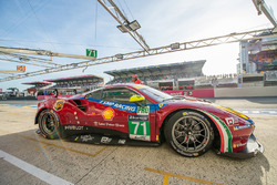 #71 AF Corse Ferrari 488 GTE: Davide Rigon, Sam Bird, Miguel Molina