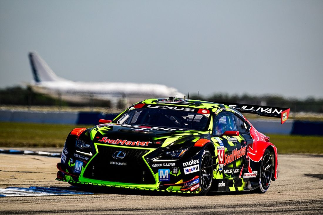 #14 Vasser Sullivan Racing Lexus RC F GT3: Ben Barnicoat, Aaron Telitz, Kyle Kirkwood, Jose Maria Lopez