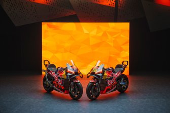 Jack Miller, Brad Binder, sepeda Red Bull KTM Factory Racing