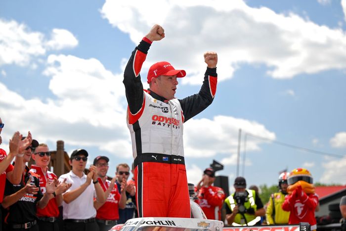 Ganador Scott McLaughlin, Team Penske Chevrolet, ganador, Victory Lane