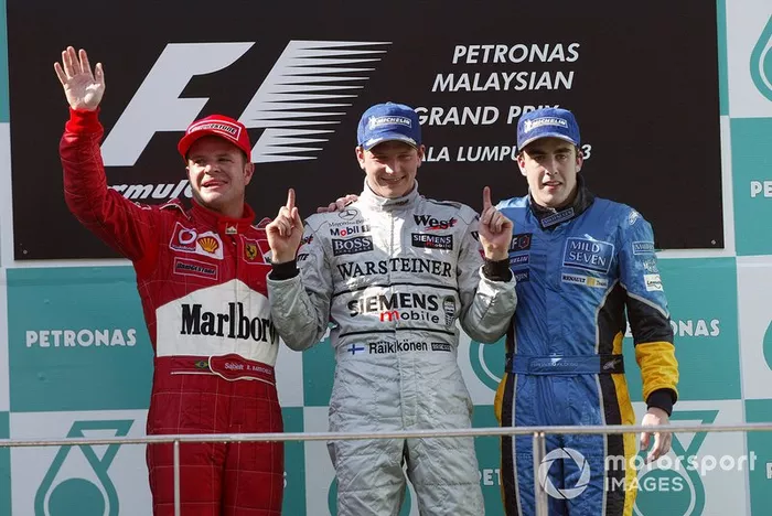 Podio: ganador de la carrera Kimi Raikkonen, McLaren, segundo lugar Rubens Barrichello, Ferrari, y tercer lugar Fernando Alonso,	Renault