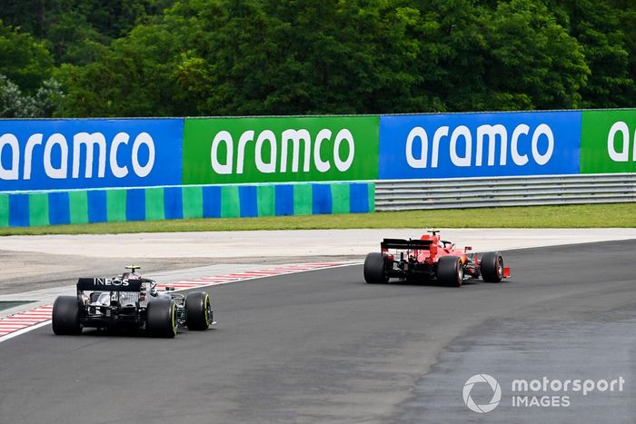Charles Leclerc, Ferrari SF1000, Valtteri Bottas, Mercedes F1 W11
