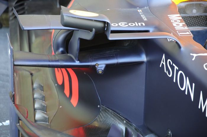 Red Bull Racing RB15, sidepods