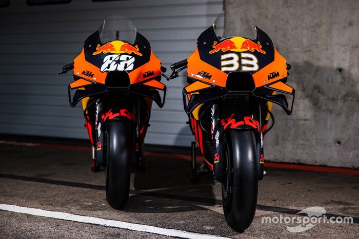Motos de Miguel Oliveira, Red Bull KTM Factory Racing y Brad Binder, Red Bull KTM Factory Racing