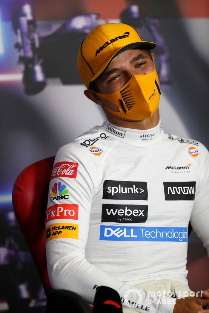 Lando Norris, McLaren en la conferencia de prensa