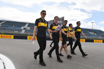Artem Markelov, Renault Sport F1 Team walks the track