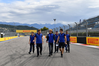 Brendon Hartley, Scuderia Toro Rosso pist yürüyüşü