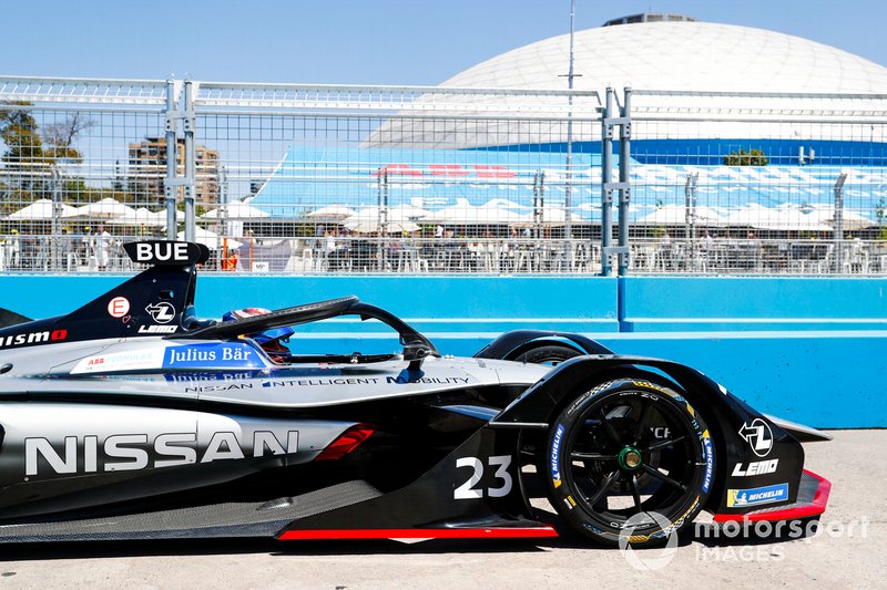 Sébastien Buemi, Nissan e.Dams, Nissan IMO1 in the pit lane