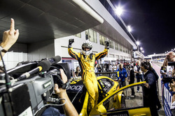 Racewinnaar Gabriele Tarquini, LADA Sport Rosneft, Lada Vesta