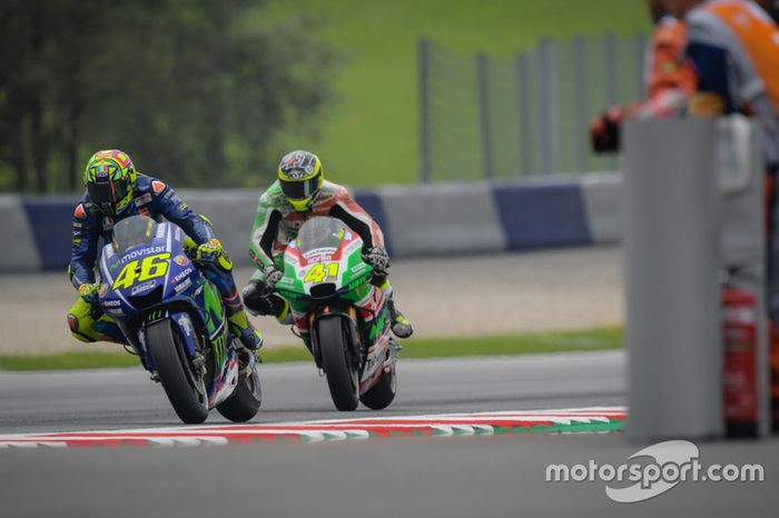 Valentino Rossi, Yamaha Factory Racing, Aleix Espargaró, Aprilia Racing Team Gresini