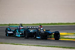 Jérôme D'Ambrosio, Dragon Racing devant Mitch Evans, Panasonic Jaguar Racing