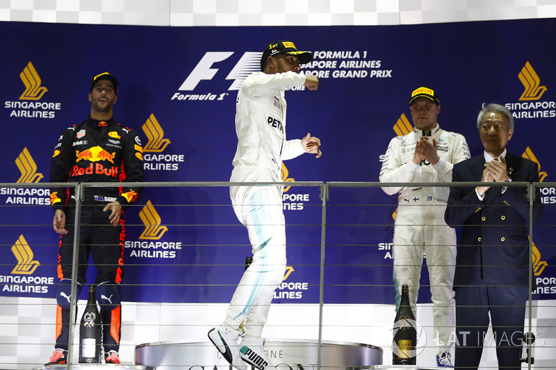 Podium: race winner Lewis Hamilton, Mercedes AMG F1, second place Daniel Ricciardo, Red Bull Racing, third place Valtteri Bottas, Mercedes AMG F1