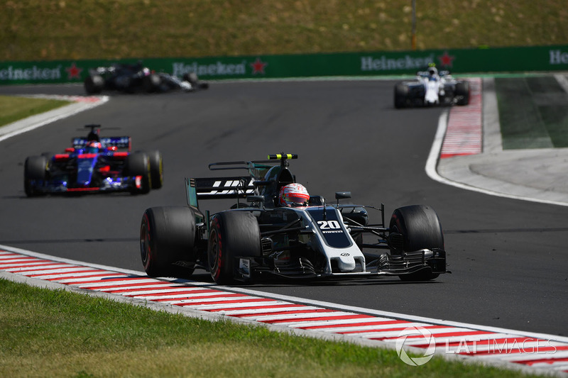 Kevin Magnussen, Haas VF-17