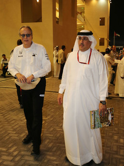 Mansour Ojjeh, accionista de McLaren con el Jeque Mohammed bin Essa Al Khalifa, Director Ejecutivo d