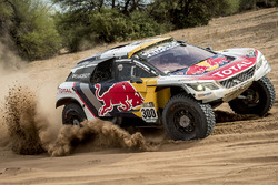 #300 Peugeot Sport Peugeot 3008 DKR: Стефан Петрансель, Жан-Поль Коттре