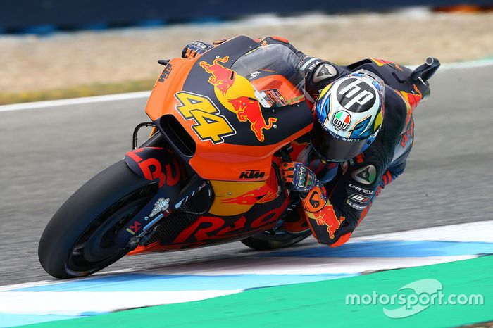 Mudando a configuração de seu motor, a KTM claramente deu um passo à frente. Tanto Pol Espargaró quanto Bradley Smith ficaram próximos ao Q2 e vão largar amanhã em 15º e 16º.