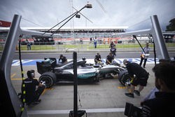 Пит-стоп Льюиса Хэмилтона, Mercedes AMG F1 W07 Hybrid