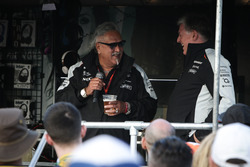 Dr. Vijay Mallya, eigenaar Sahara Force India F1 Team, Otmar Szafnauer, Sahara Force India F1 Chief