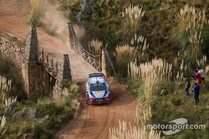 Thierry Neuville, Nicolas Gilsoul, Hyundai i20 WRC, Hyundai Motorsport