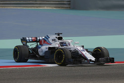 Lance Stroll, Williams FW41 spins