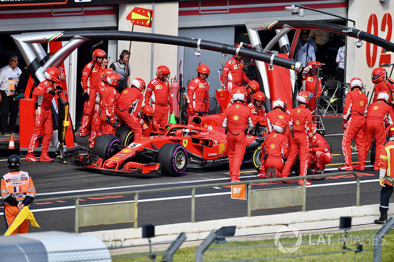 Sebastian Vettel, Ferrari SF71H pit stop