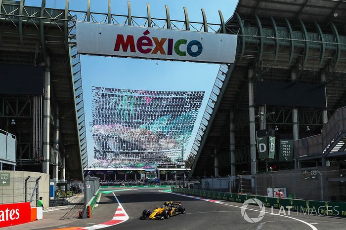 Carlos Sainz Jr., Renault Sport F1 Team RS17