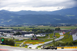 Карлос Сайнс-мол., Renault Sport F1 Team R.S. 18