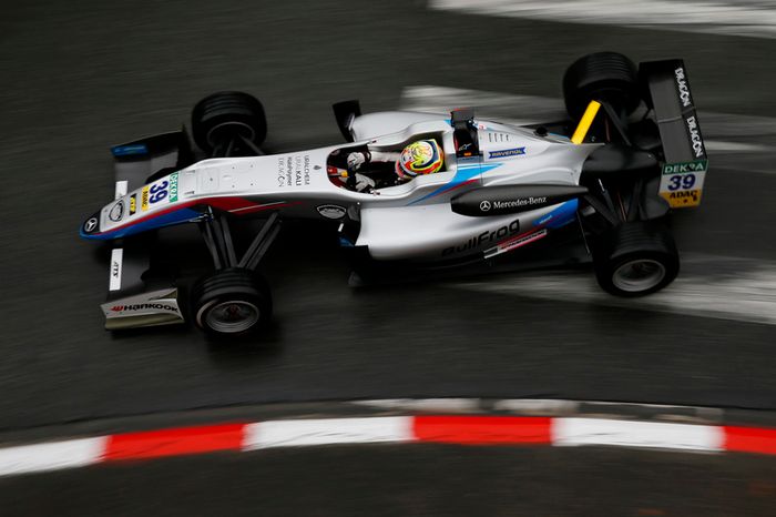 Alex Palou, Hitech Bullfrog GP Dallara F317 - Mercedes-Benz