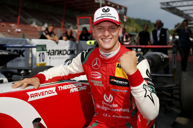 Ganador de la carrera Mick Schumacher, PREMA Theodore Racing Dallara F317 - Mercedes-Benz